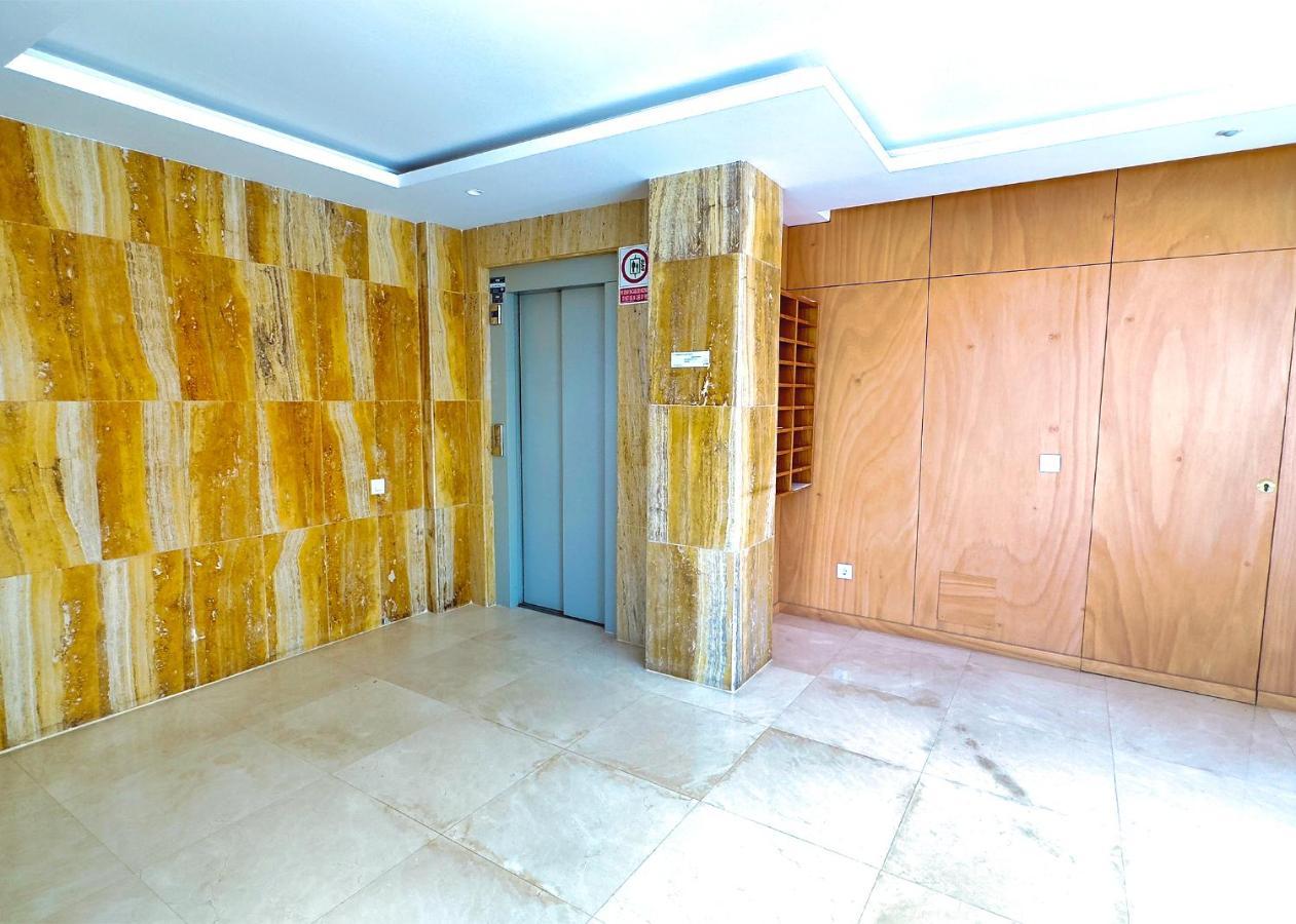 Ed. Larycorte 2d. Exclusive Sea Front In Center. Appartement Marbella